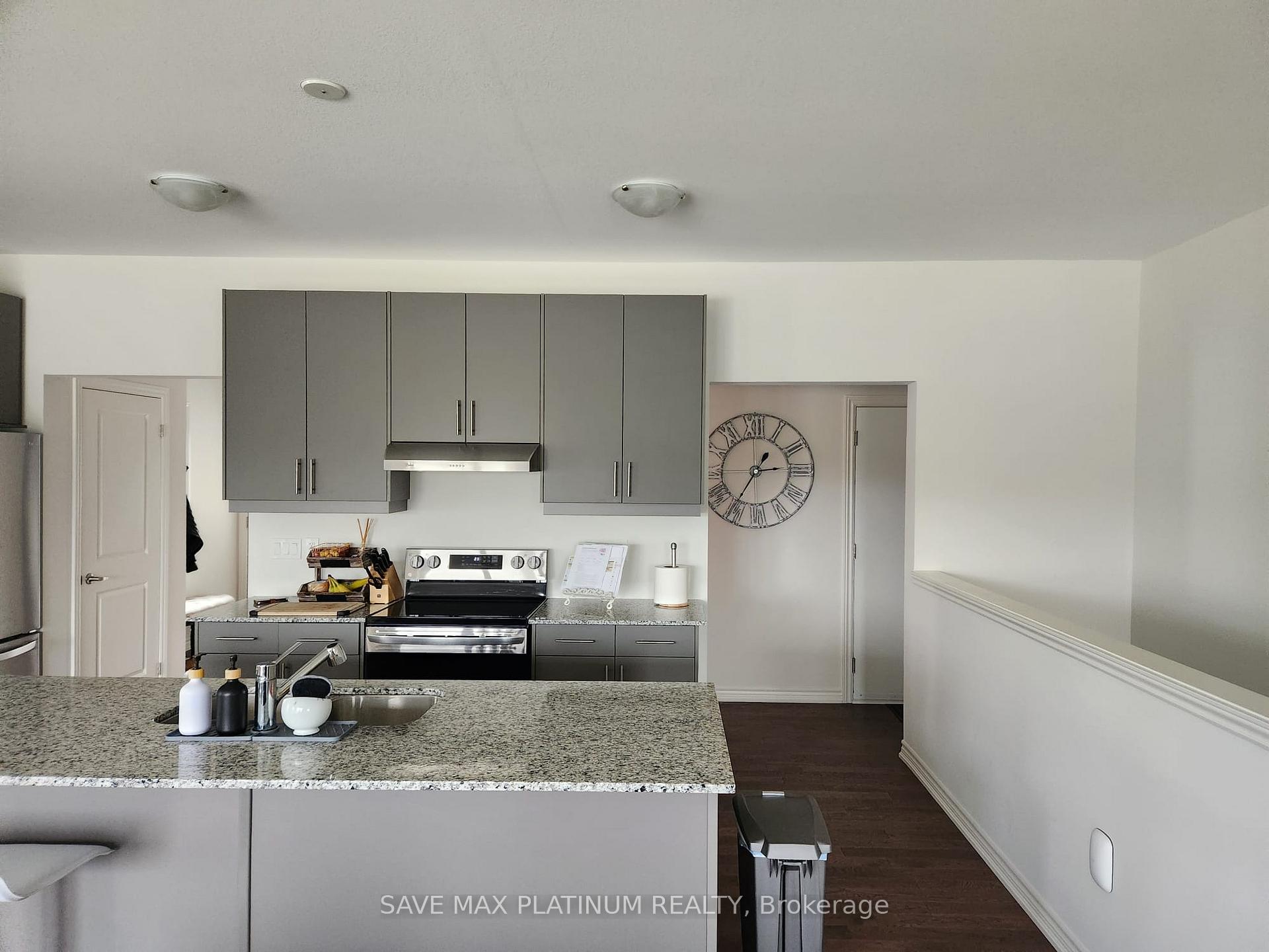 Photo 6 of 133 Ellen Street S, North Perth, Elma — HOMEH