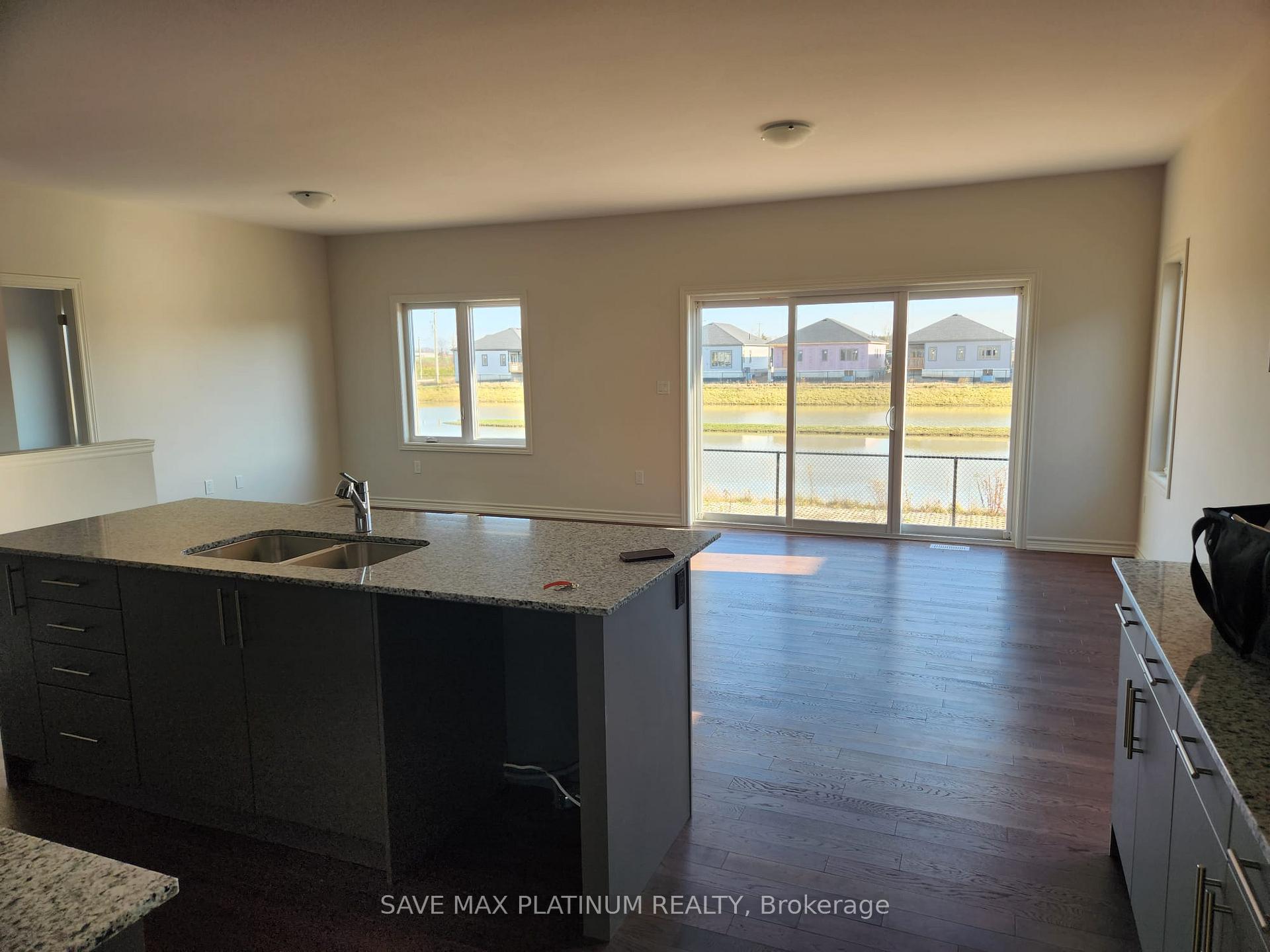 Photo 13 of 133 Ellen Street S, North Perth, Elma — HOMEH