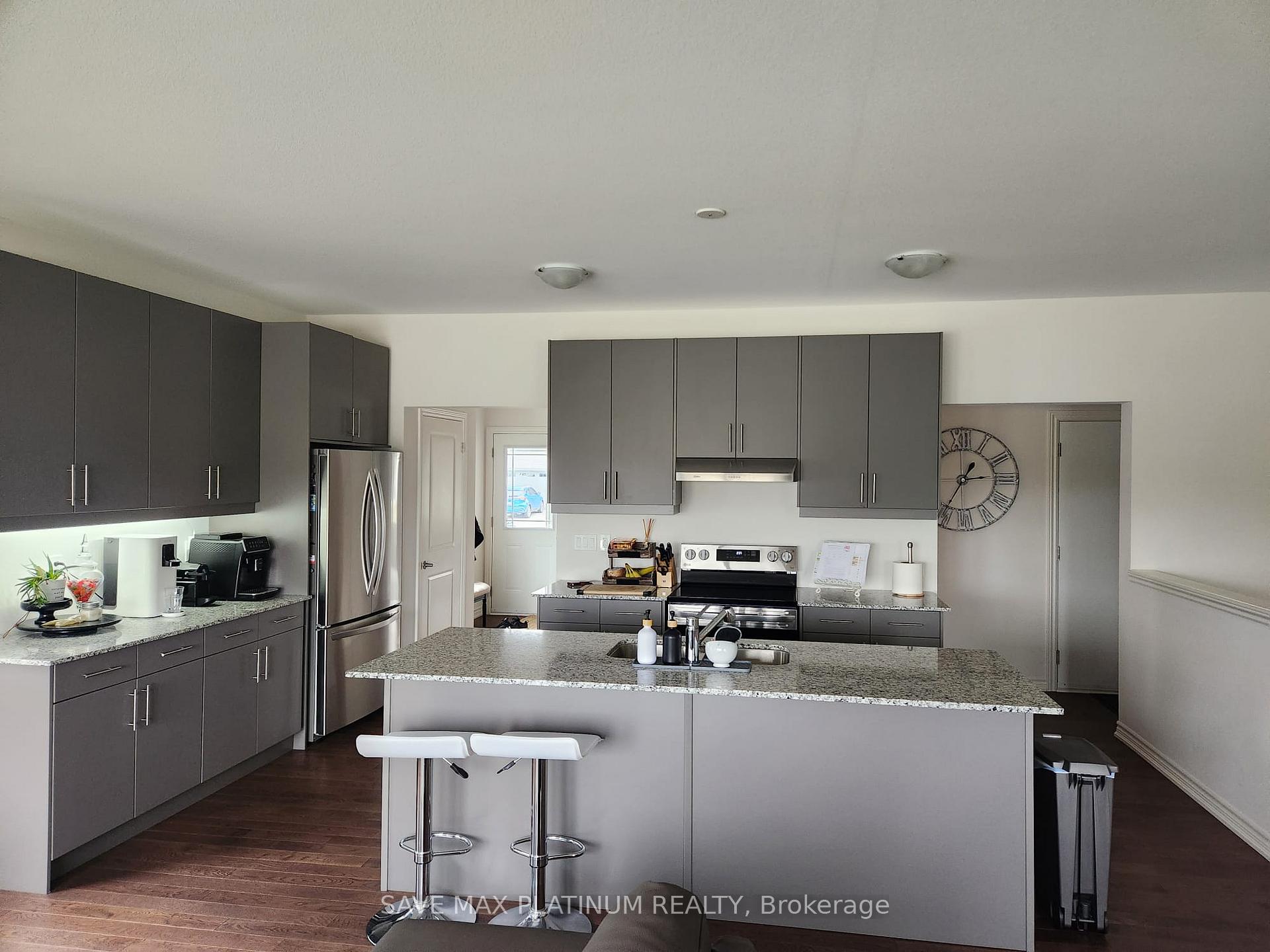 Photo 22 of 133 Ellen Street S, North Perth, Elma — HOMEH