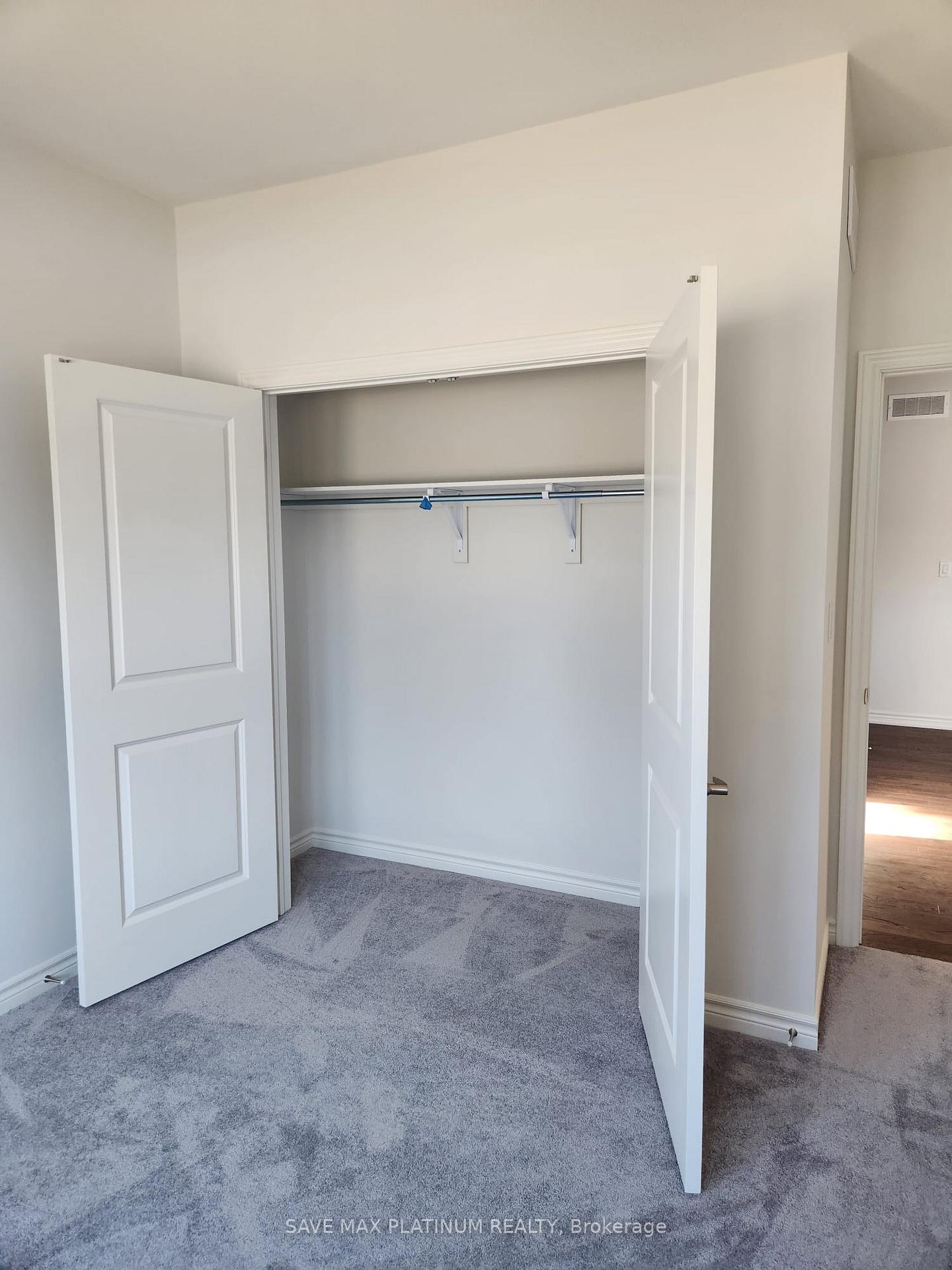 Photo 24 of 133 Ellen Street S, North Perth, Elma — HOMEH