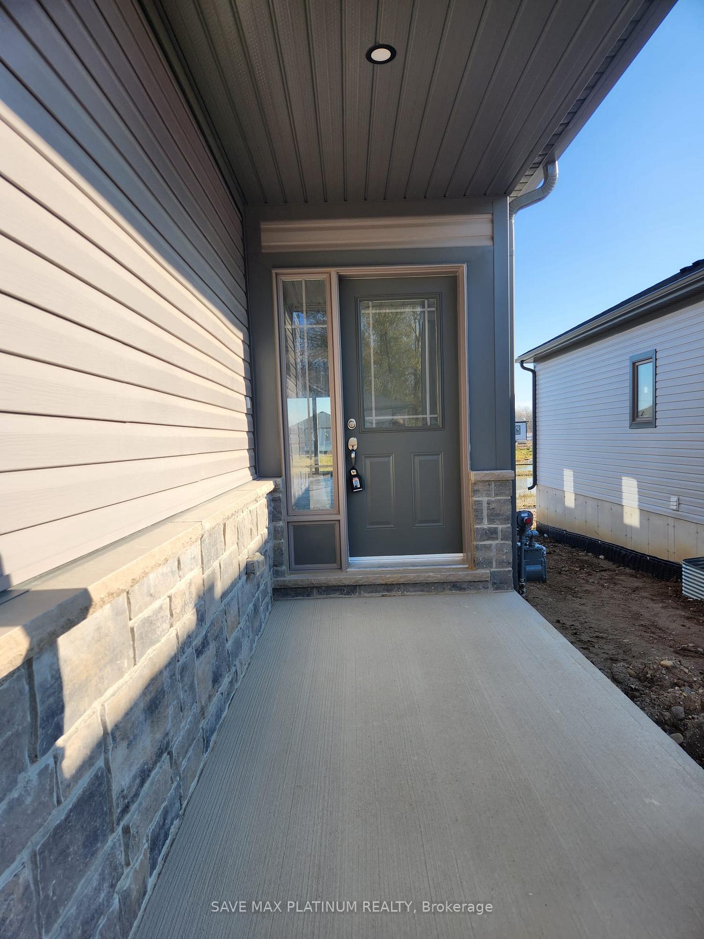 Photo 28 of 133 Ellen Street S, North Perth, Elma — HOMEH