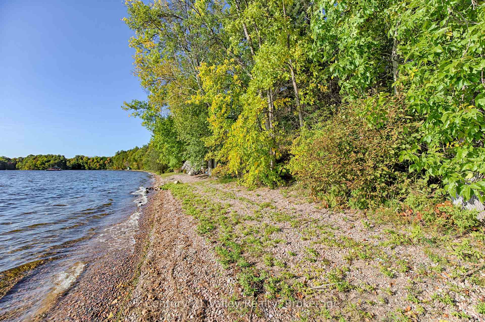 Photo 38 of 563 Island View Drive, North Algona Wilberforce, North Algona/Wilberforce Twp — HOMEH