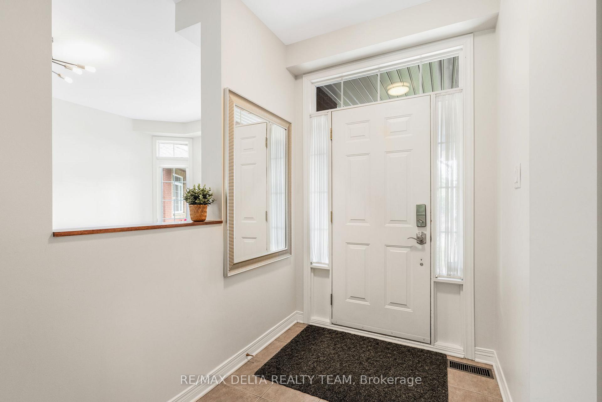 Photo 5 of 17 Solace Court, Ottawa, Carson Meadows — HOMEH