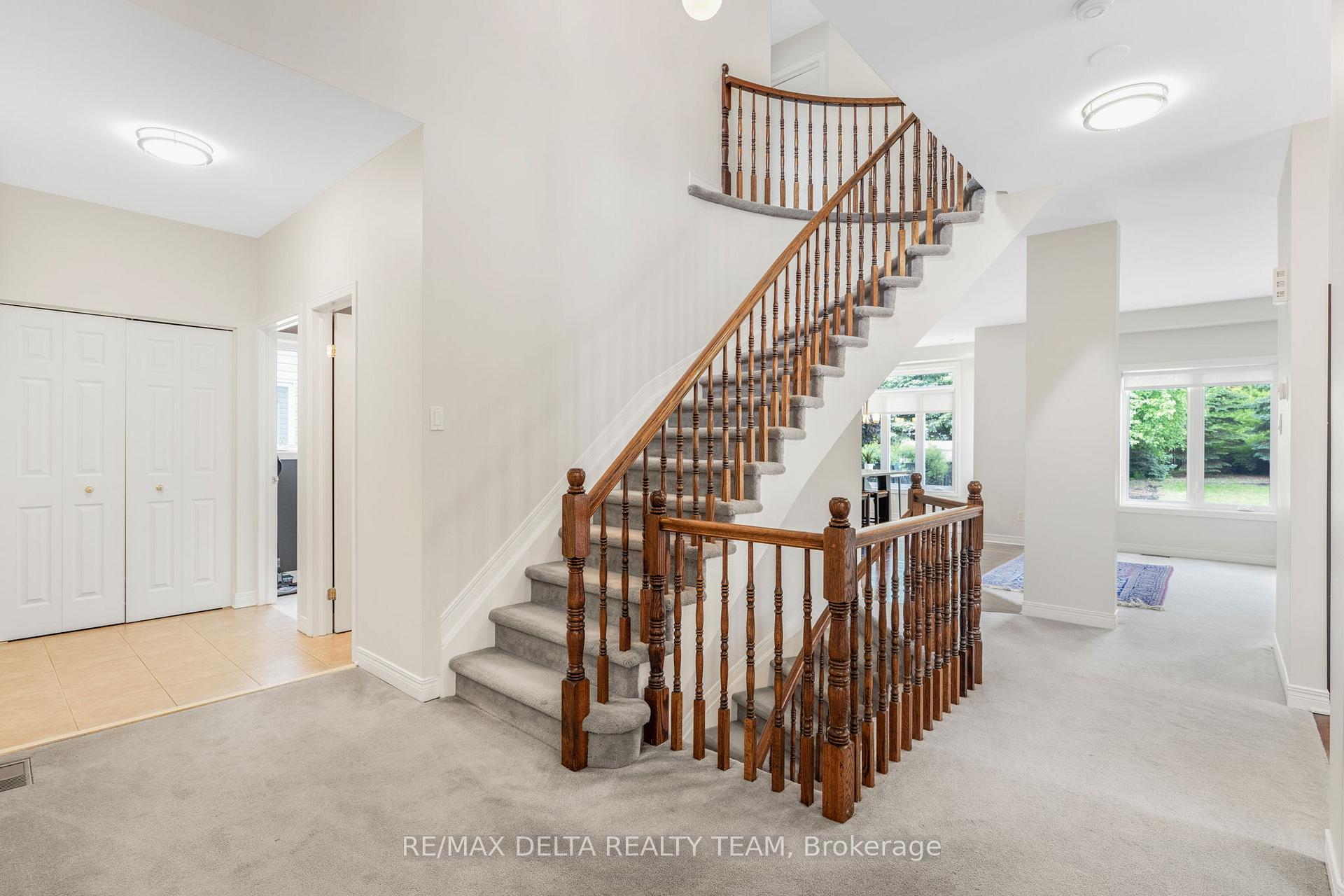 Photo 6 of 17 Solace Court, Ottawa, Carson Meadows — HOMEH