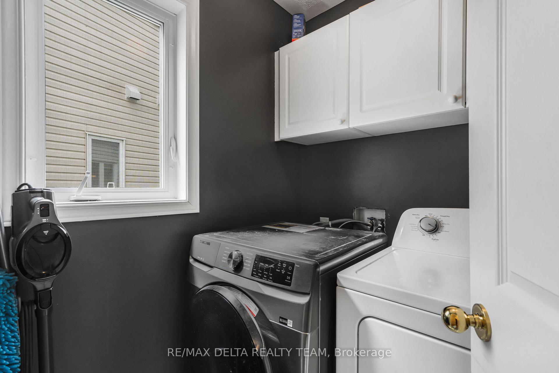 Photo 7 of 17 Solace Court, Ottawa, Carson Meadows — HOMEH