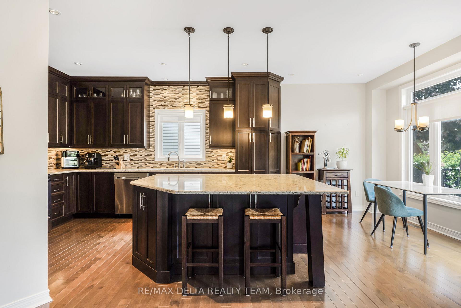 Photo 16 of 17 Solace Court, Ottawa, Carson Meadows — HOMEH