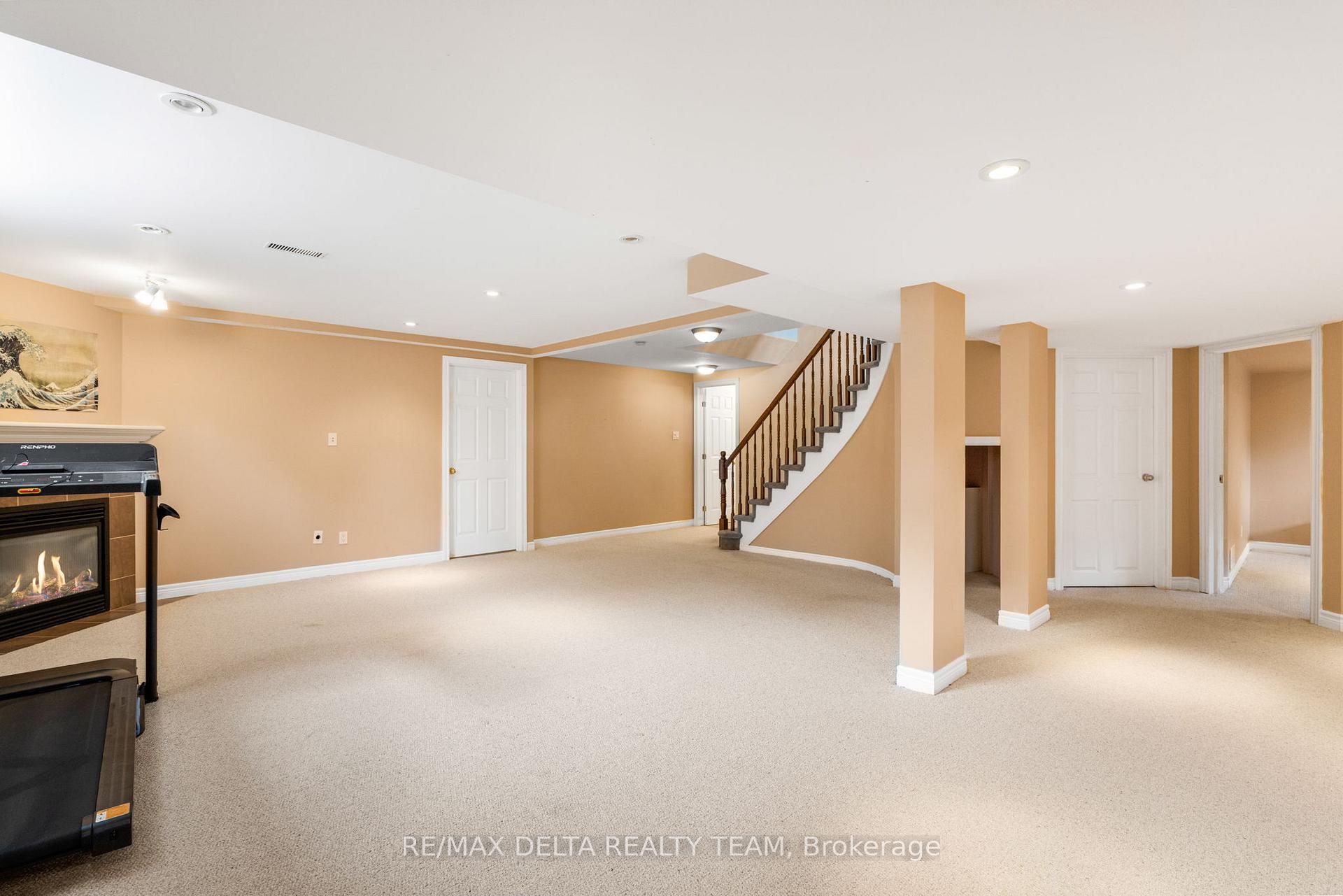 Photo 22 of 17 Solace Court, Ottawa, Carson Meadows — HOMEH
