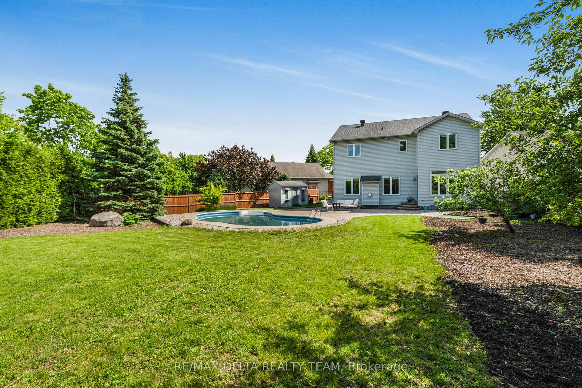 Photo 33 of 17 Solace Court, Ottawa, Carson Meadows — HOMEH