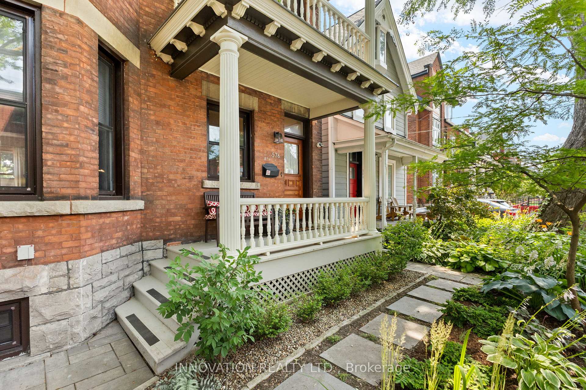 Photo 2 of 576 MacLaren Street, Ottawa, Ottawa Centre — HOMEH