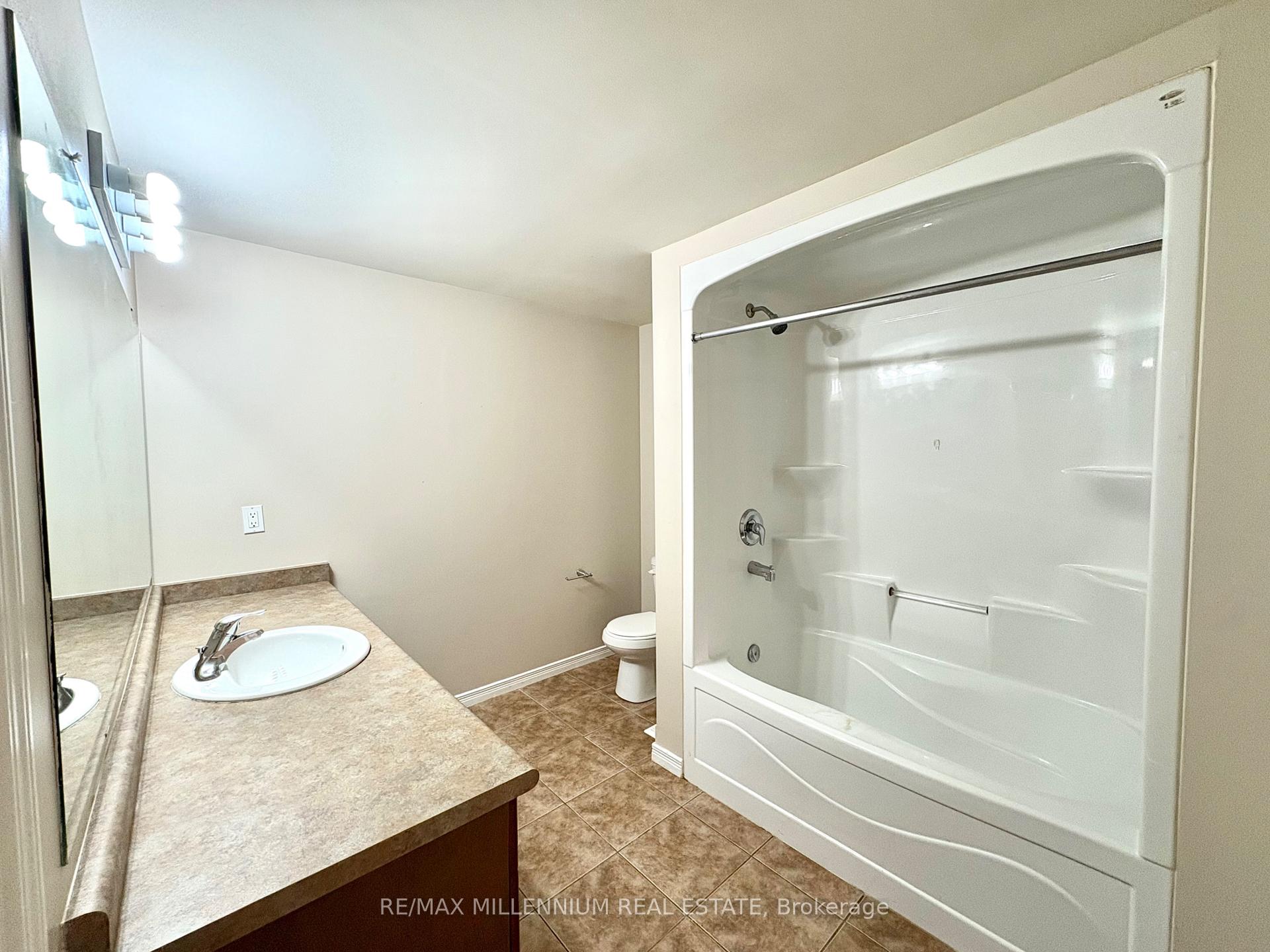 Photo 15 of 88 Warman Street, New Tecumseth, Alliston — HOMEH