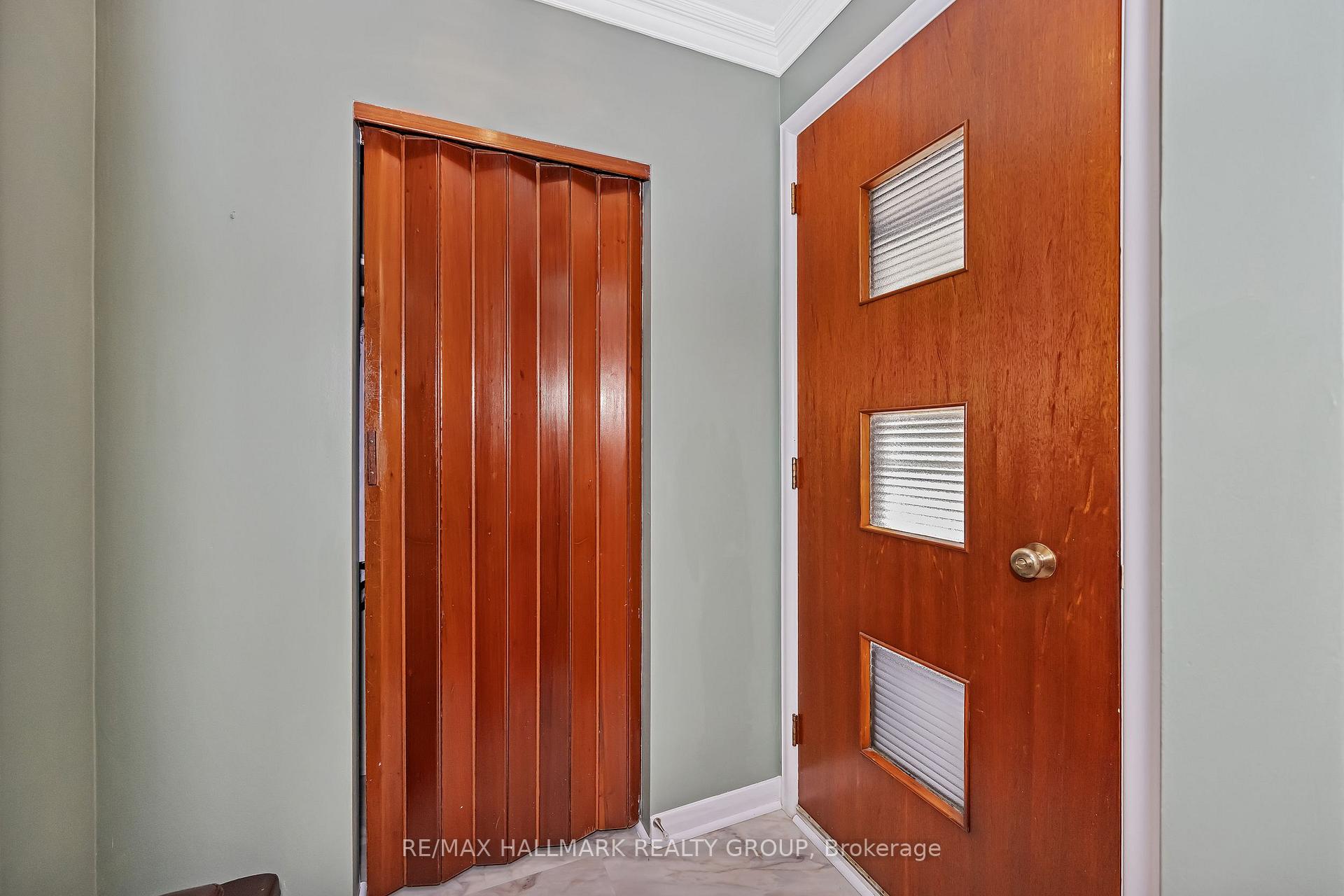 Photo 8 of 1144 Cobden Road, Ottawa, Queensway Terrace South/Ridgeview — HOMEH