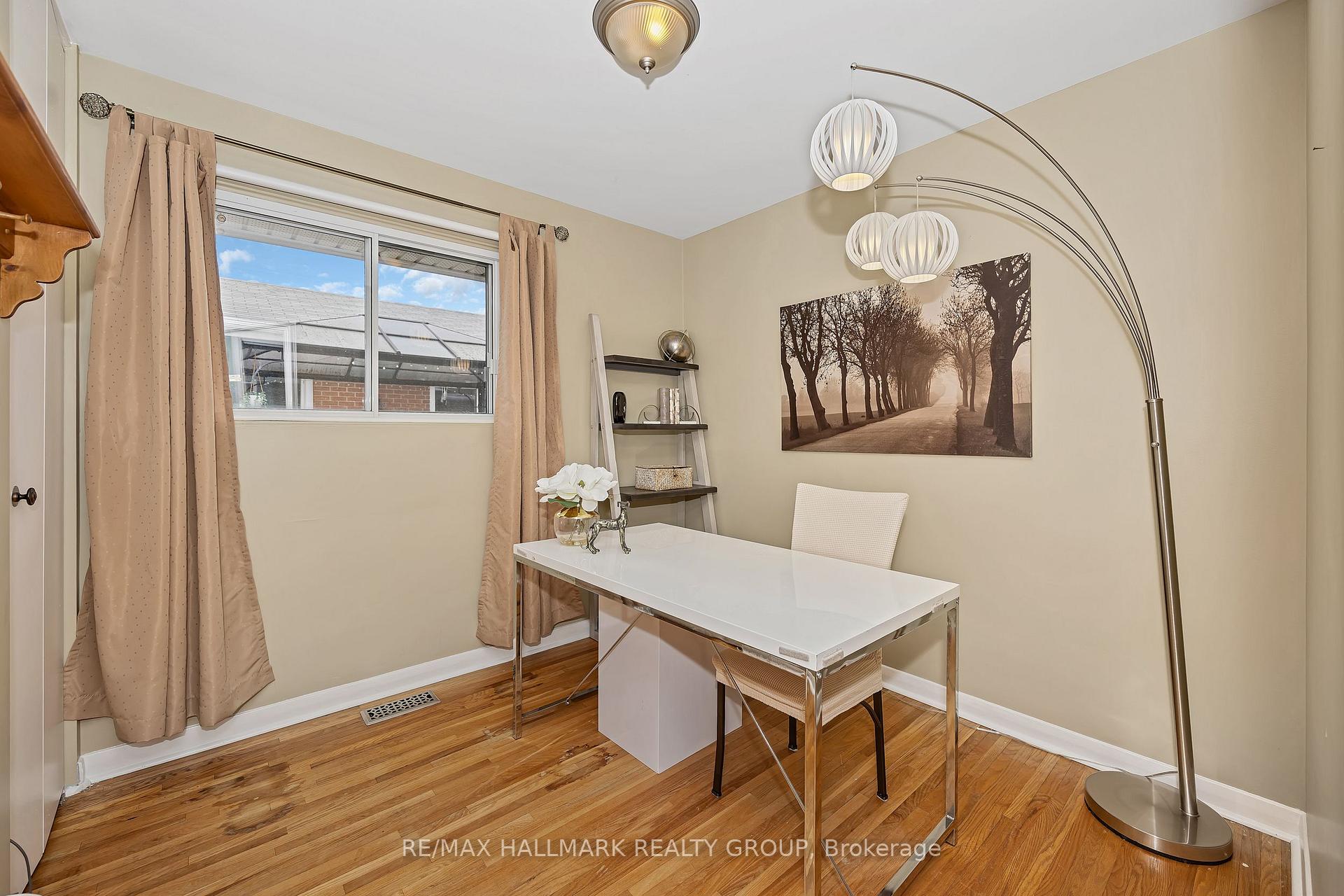 Photo 21 of 1144 Cobden Road, Ottawa, Queensway Terrace South/Ridgeview — HOMEH