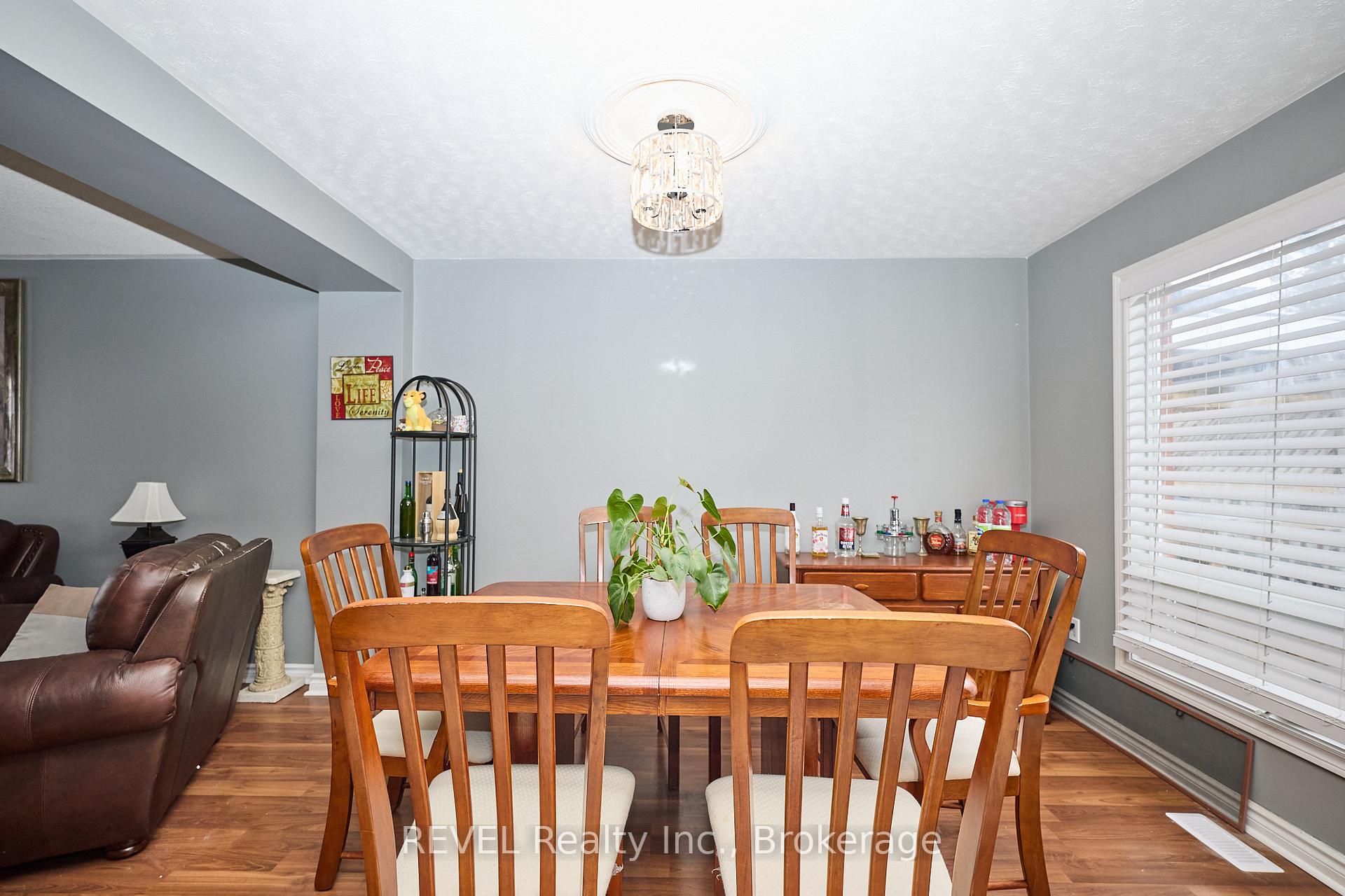 Photo 11 of 6615 Harper Drive, Niagara Falls, Morrison — HOMEH