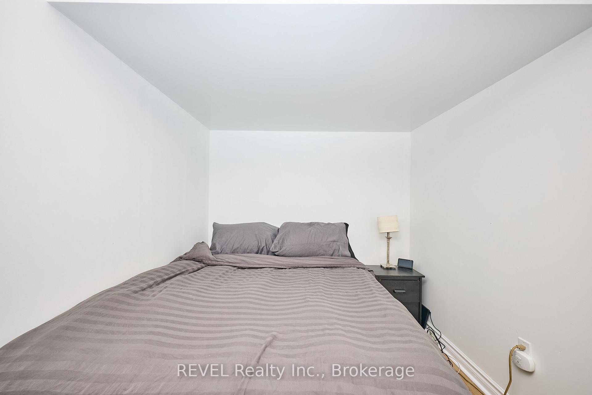 Photo 32 of 6615 Harper Drive, Niagara Falls, Morrison — HOMEH