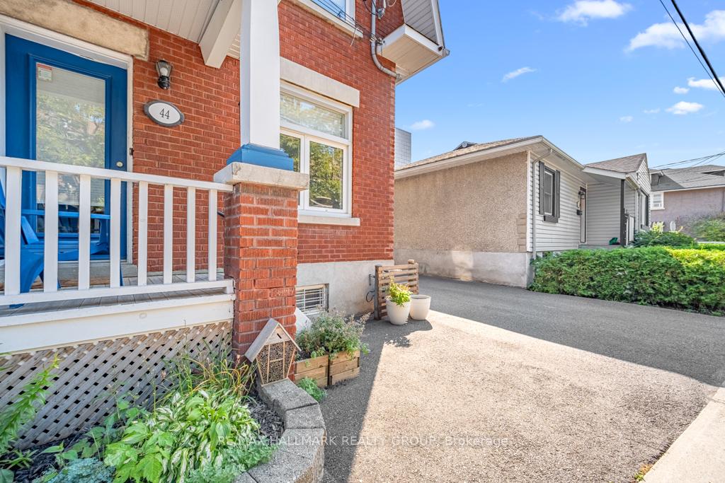 Photo 5 of 44 Putman Avenue, Ottawa, Lindenlea — HOMEH