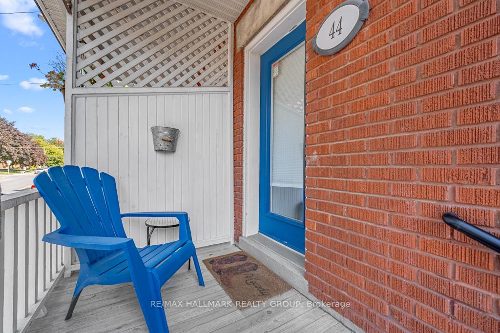 Photo 6 of 44 Putman Avenue, Ottawa, Lindenlea — HOMEH