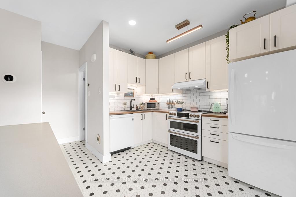 Photo 18 of 44 Putman Avenue, Ottawa, Lindenlea — HOMEH