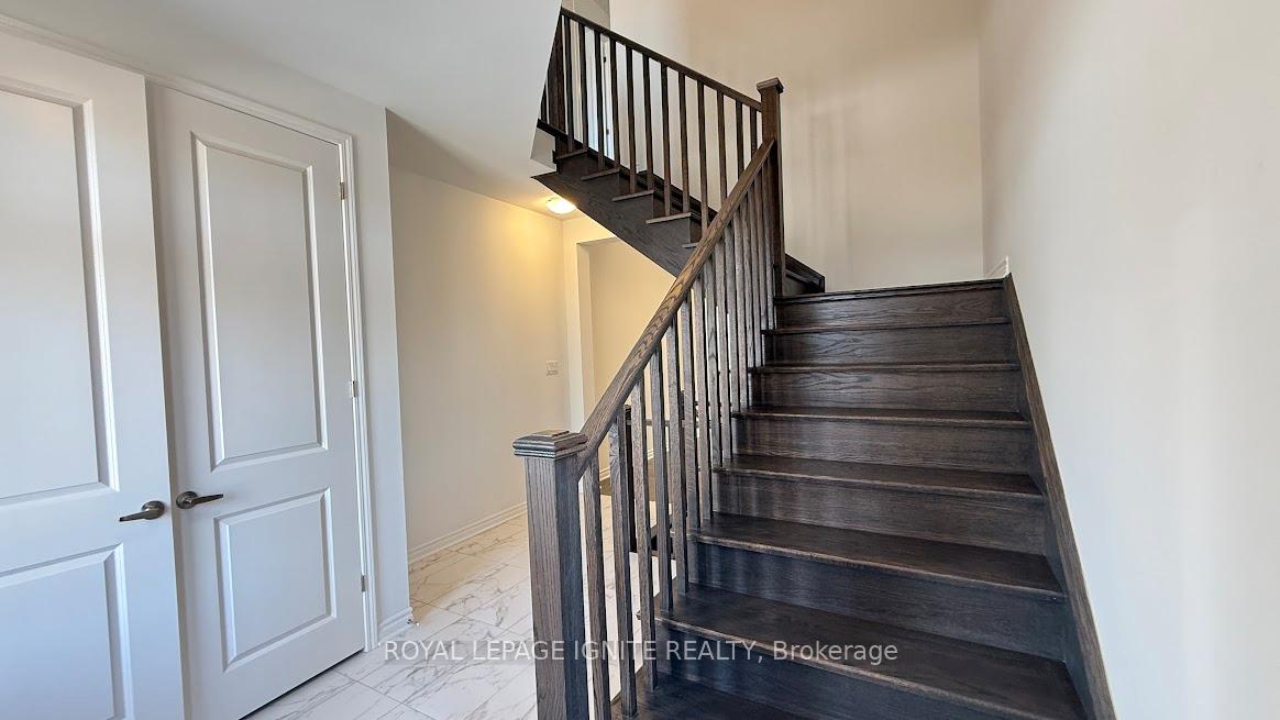 Photo 2 of 1431 Whitlock Avenue, Milton, Bowes — HOMEH