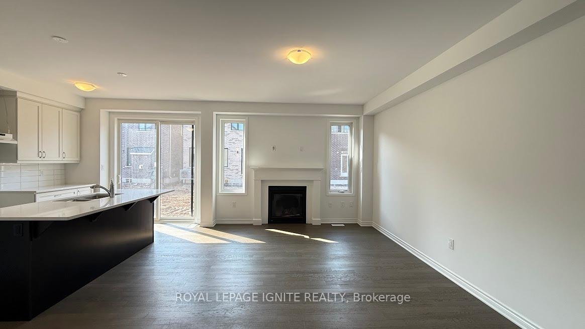Photo 15 of 1431 Whitlock Avenue, Milton, Bowes — HOMEH