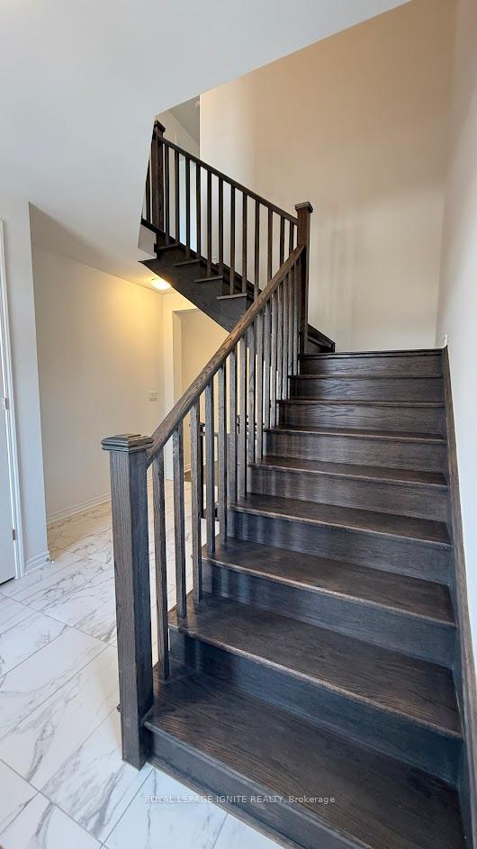 Photo 7 of 1431 Whitlock Avenue, Milton, Bowes — HOMEH