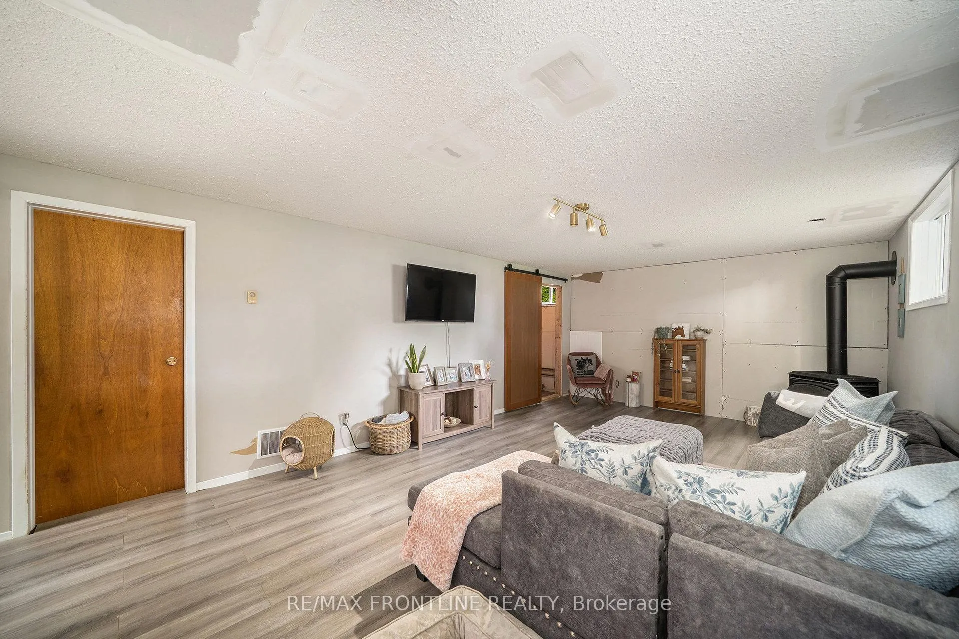 Photo 15 of 10 Mather Street, Perth — HOMEH