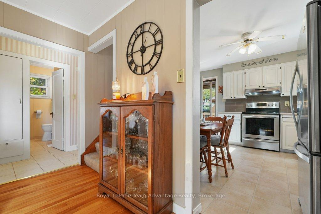 Photo 7 of 43 Hillcrest Avenue, Parry Sound — HOMEH