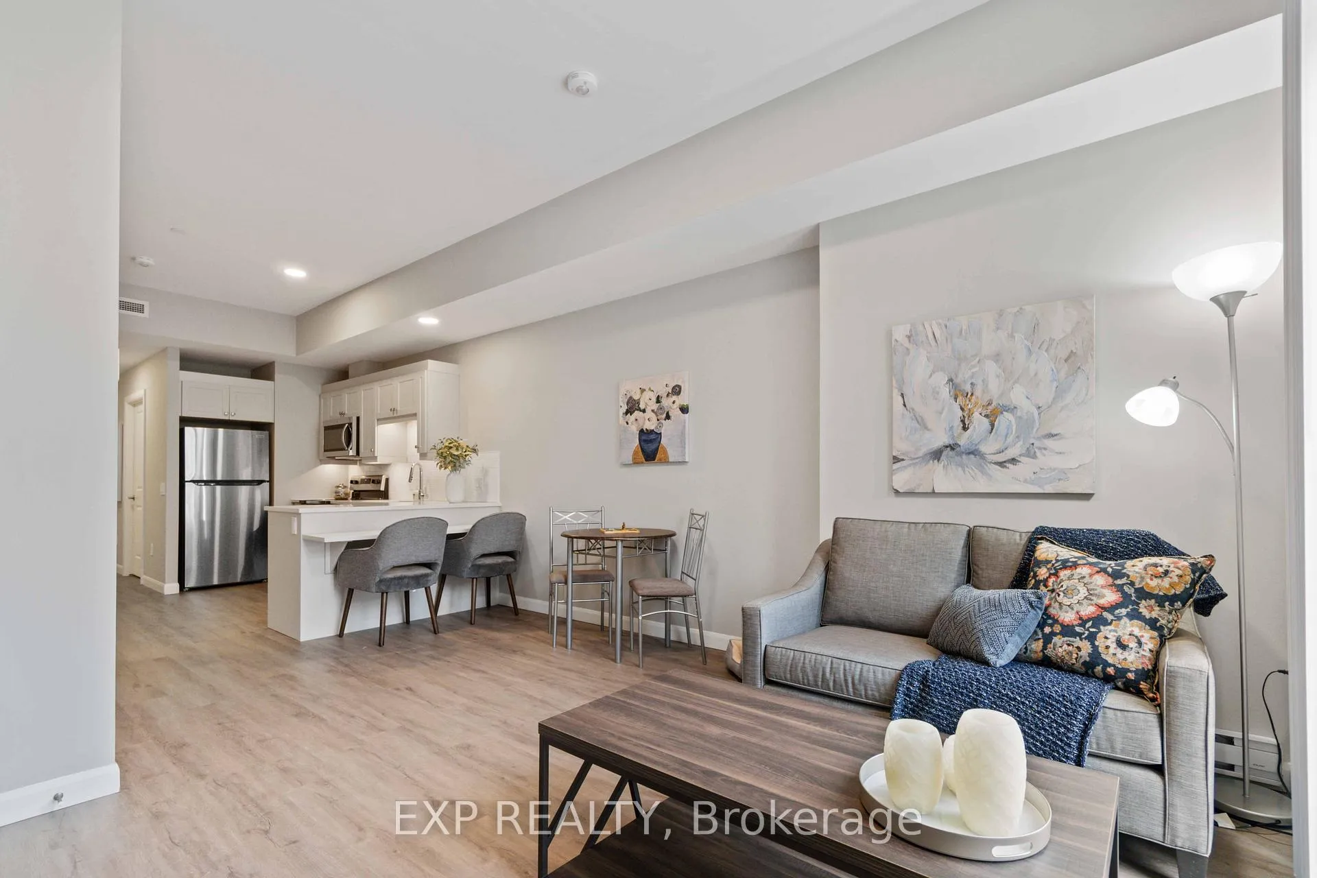 Photo 4 of Unit 204, 31 Eric Devlin Lane, Perth — HOMEH
