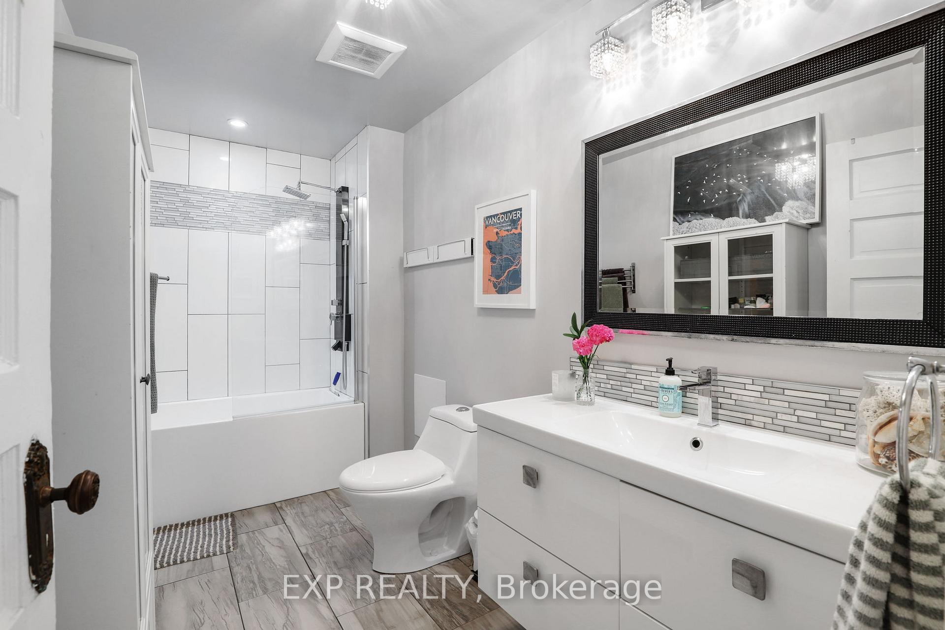 Photo 10 of 22 Delaware Avenue, Ottawa, Ottawa Centre/Golden Triangle — HOMEH
