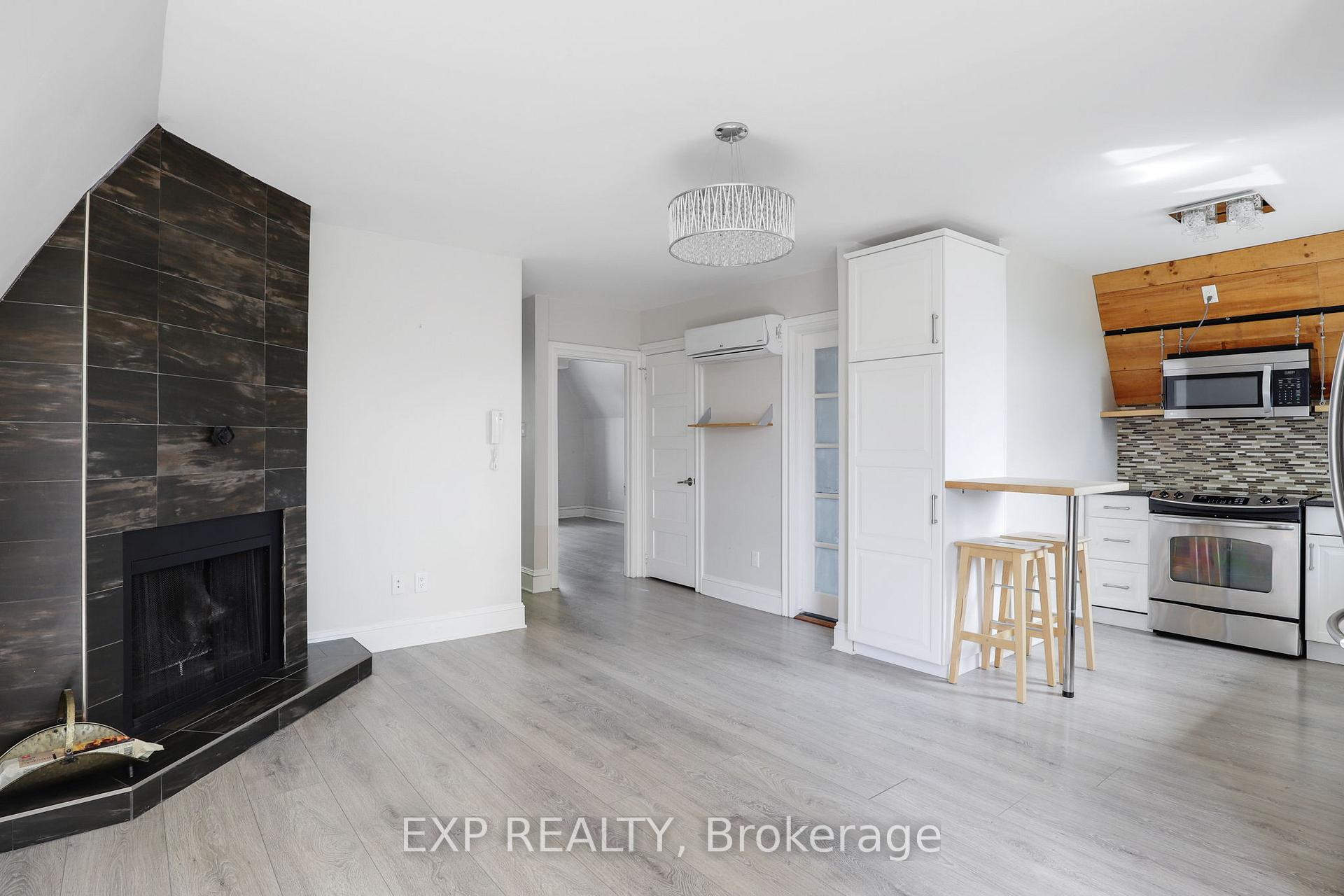 Photo 23 of 22 Delaware Avenue, Ottawa, Ottawa Centre/Golden Triangle — HOMEH