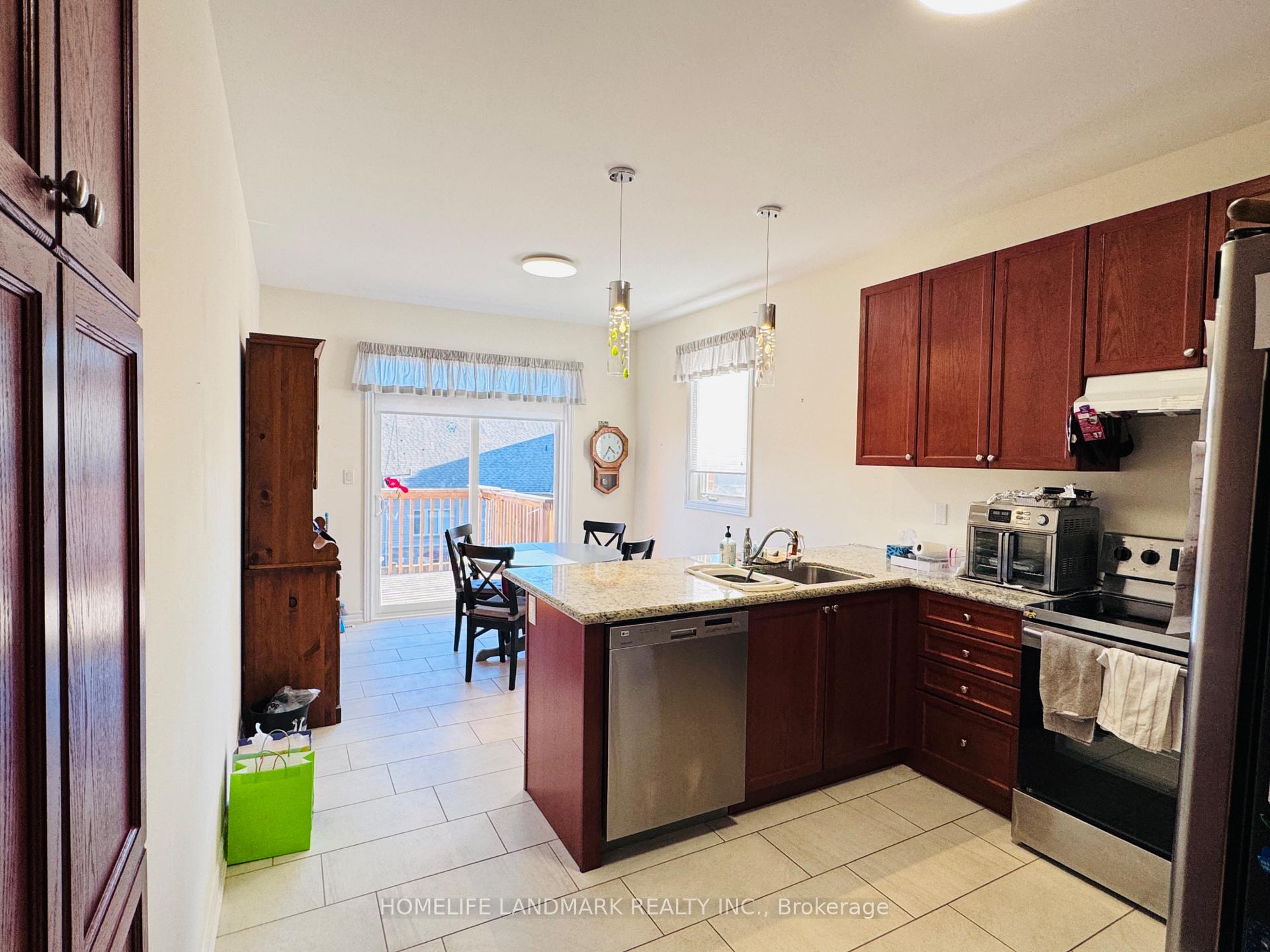 Photo 32 of 3045 Monarch Drive, Orillia — HOMEH