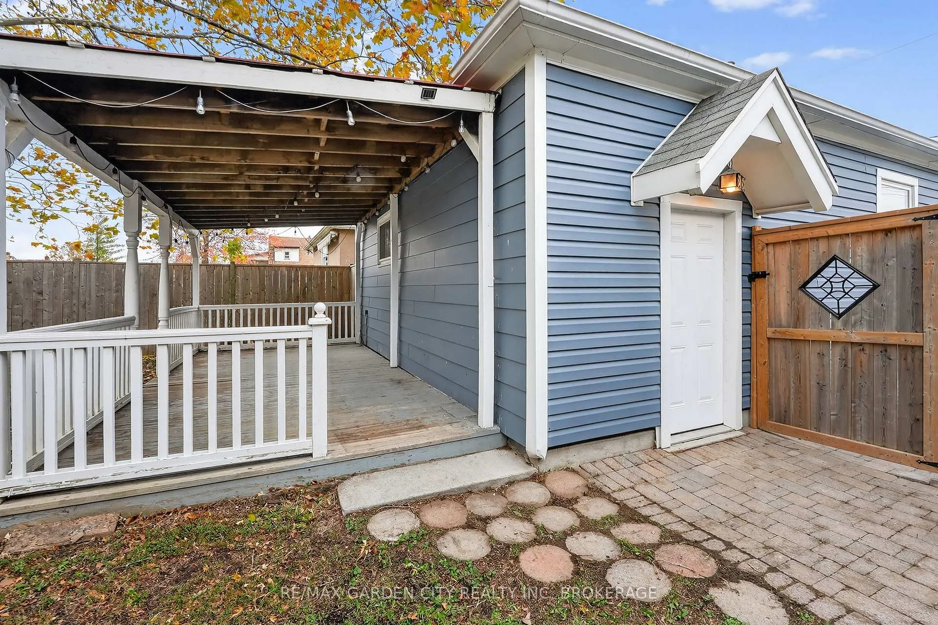 Photo 22 of 210 Wright Street, Welland, Lincoln/Crowland — HOMEH
