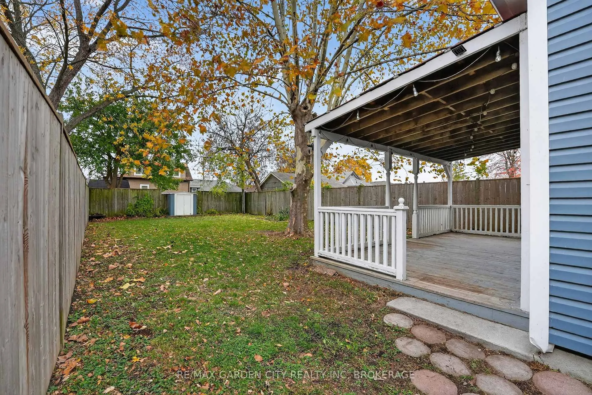 Photo 23 of 210 Wright Street, Welland, Lincoln/Crowland — HOMEH