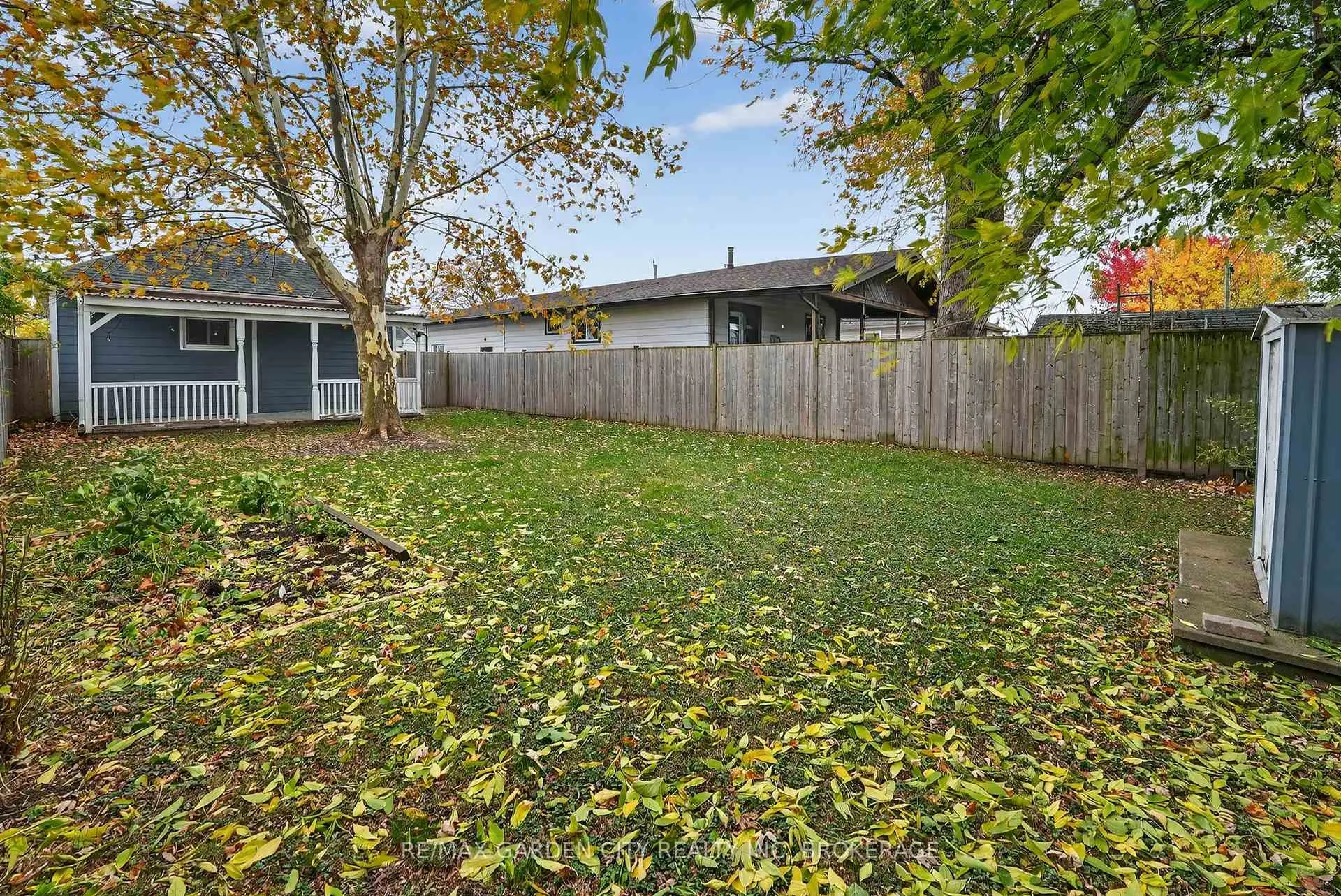 Photo 25 of 210 Wright Street, Welland, Lincoln/Crowland — HOMEH