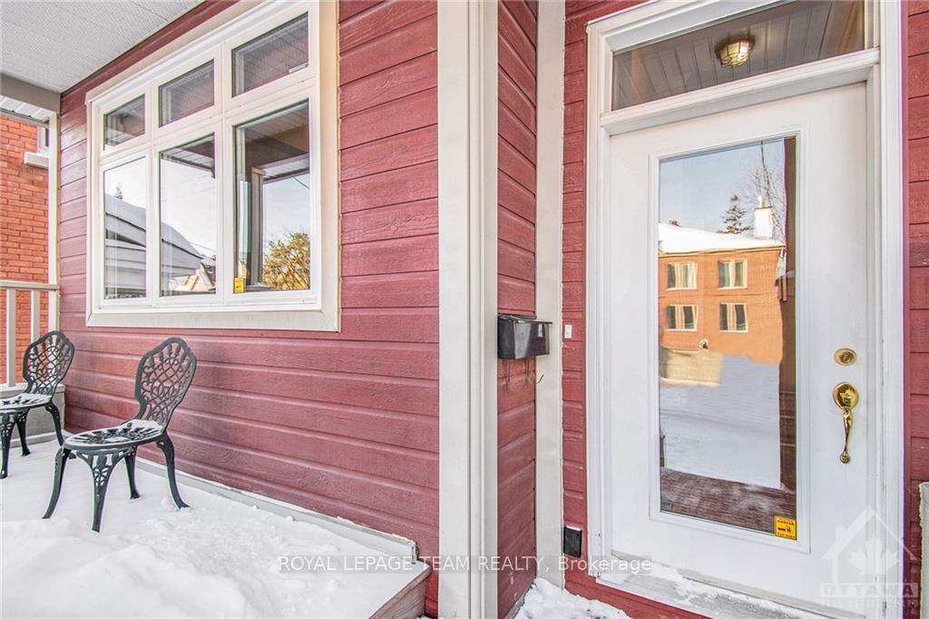 Photo 2 of 31 Noel Street, Ottawa, Lindenlea — HOMEH