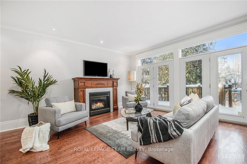 Photo 4 of 31 Noel Street, Ottawa, Lindenlea — HOMEH