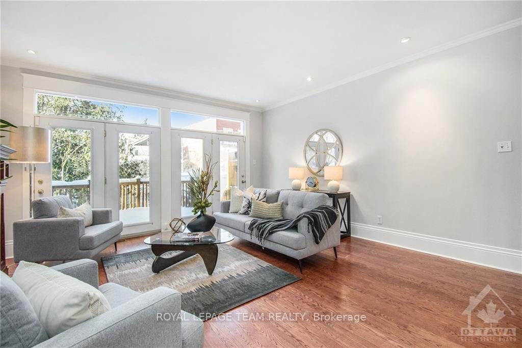 Photo 5 of 31 Noel Street, Ottawa, Lindenlea — HOMEH