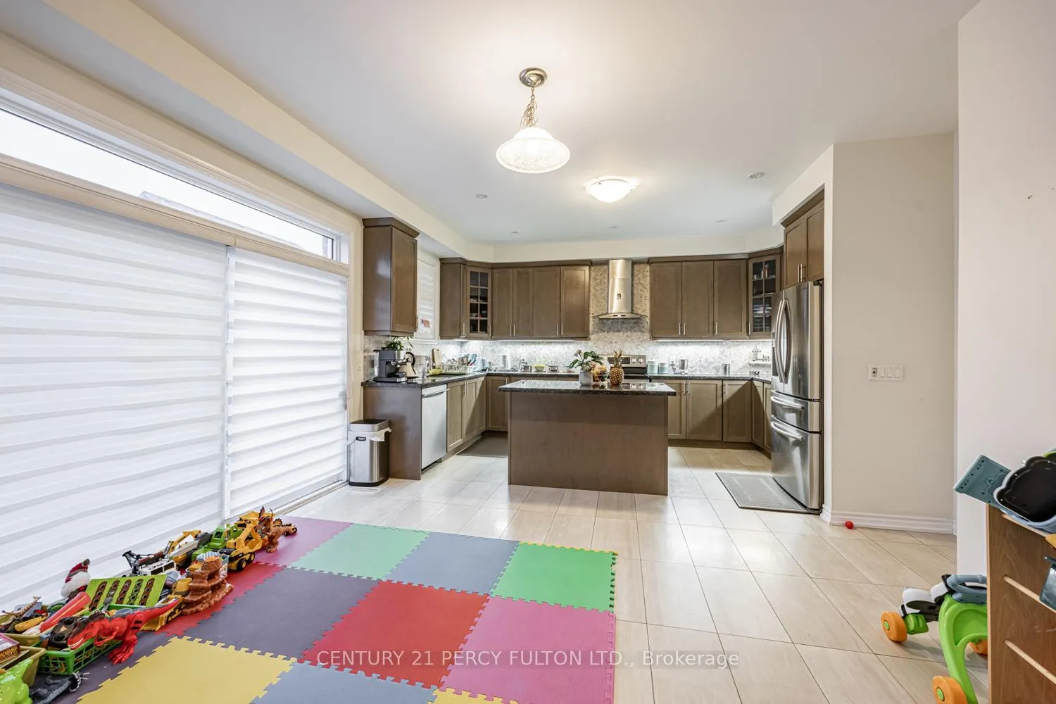 Photo 13 of 2486 Bridle Road, Oshawa, Windfields — HOMEH