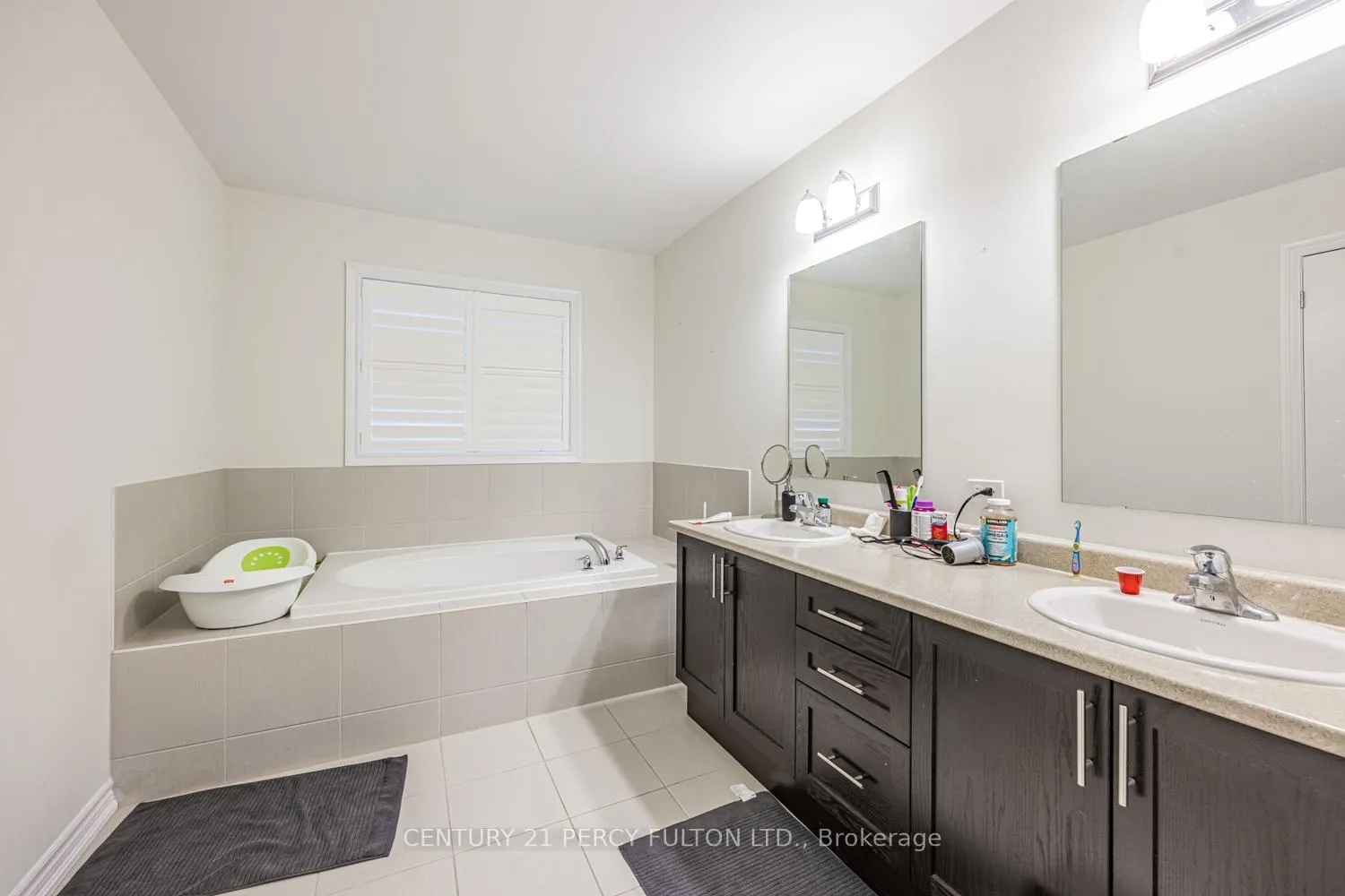 Photo 21 of 2486 Bridle Road, Oshawa, Windfields — HOMEH