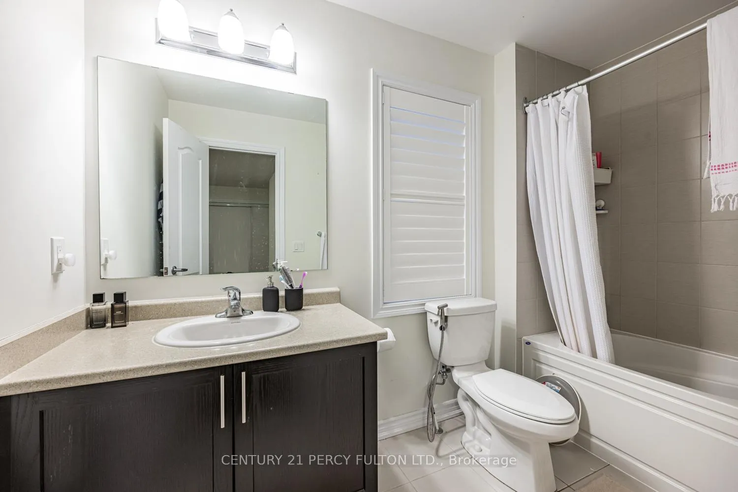 Photo 28 of 2486 Bridle Road, Oshawa, Windfields — HOMEH