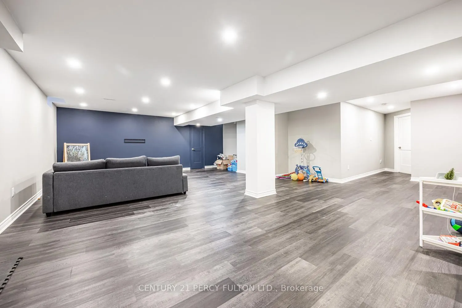 Photo 30 of 2486 Bridle Road, Oshawa, Windfields — HOMEH