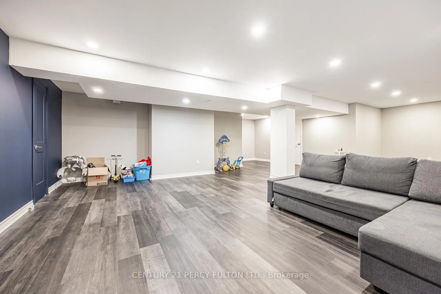 Photo 32 of 2486 Bridle Road, Oshawa, Windfields — HOMEH