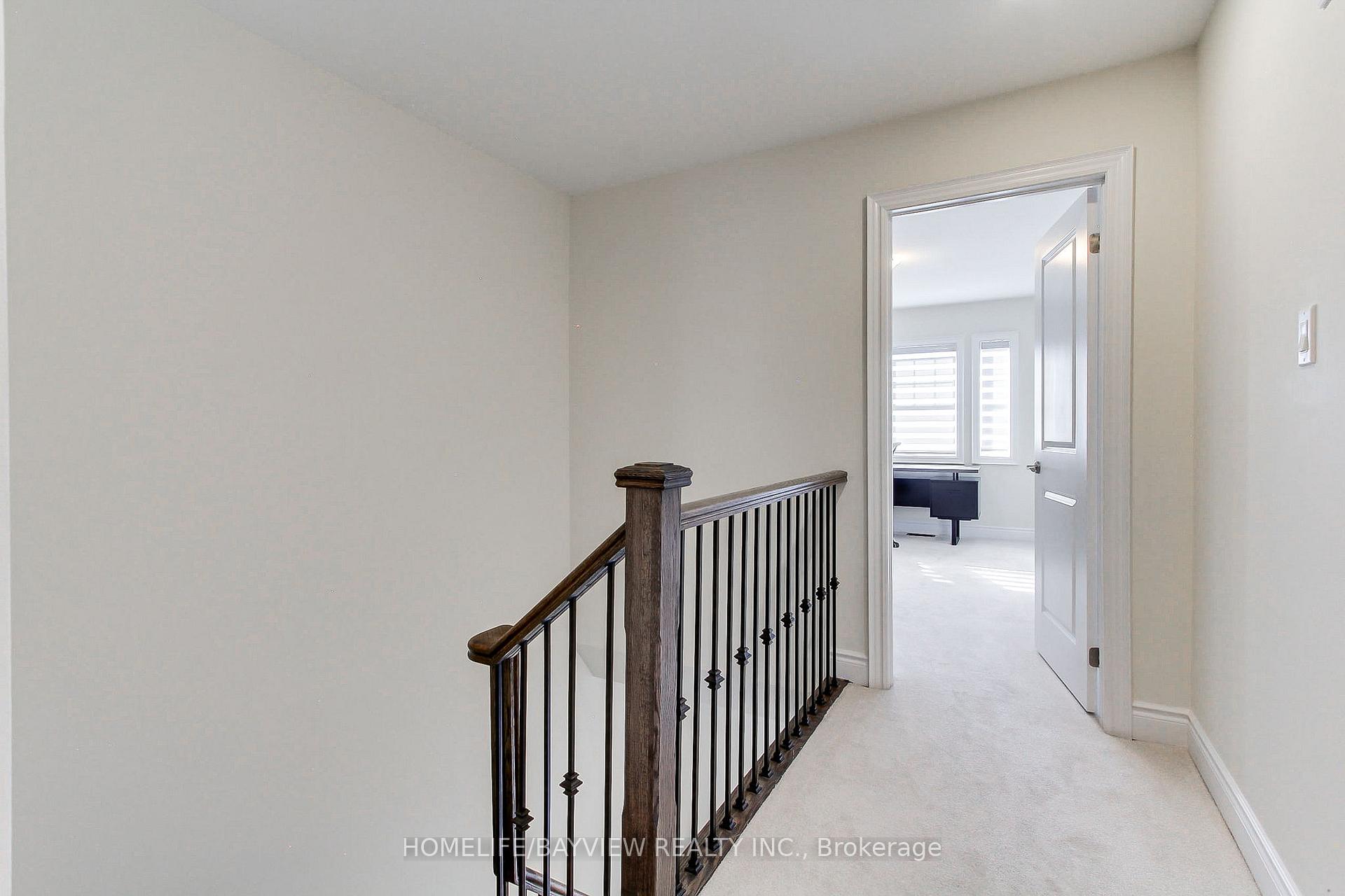 Photo 19 of 70 Lorne Thomas Place, New Tecumseth, Alliston — HOMEH