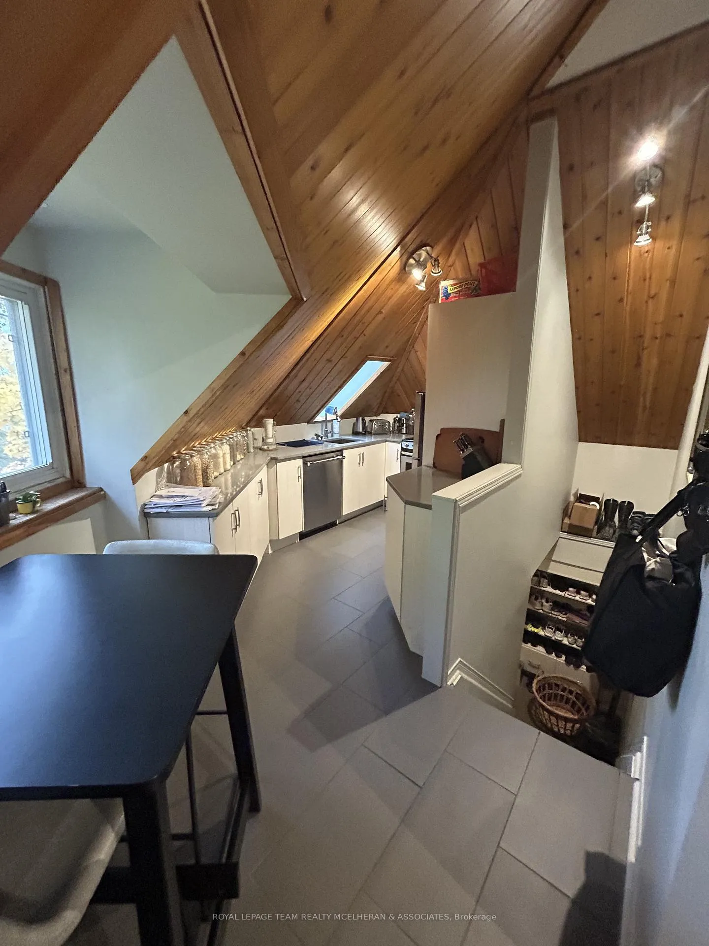 Photo 8 of Unit 2, 92 Queen Elizabeth Drive, Ottawa, Ottawa Centre/Golden Triangle — HOMEH