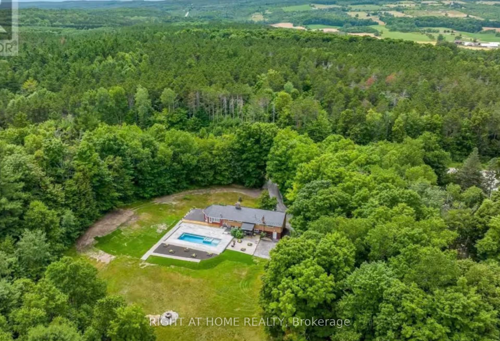 Photo 15 of 938335 Airport Road, Mulmur, Rural Mulmur — HOMEH