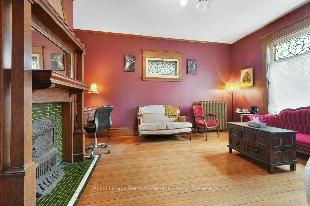Photo 11 of 20 Belvedere Avenue, Parry Sound — HOMEH