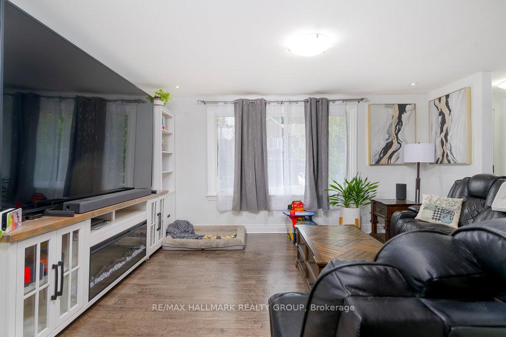 Photo 4 of 177 Glynn Avenue, Ottawa, Overbrook/Castle Heights — HOMEH
