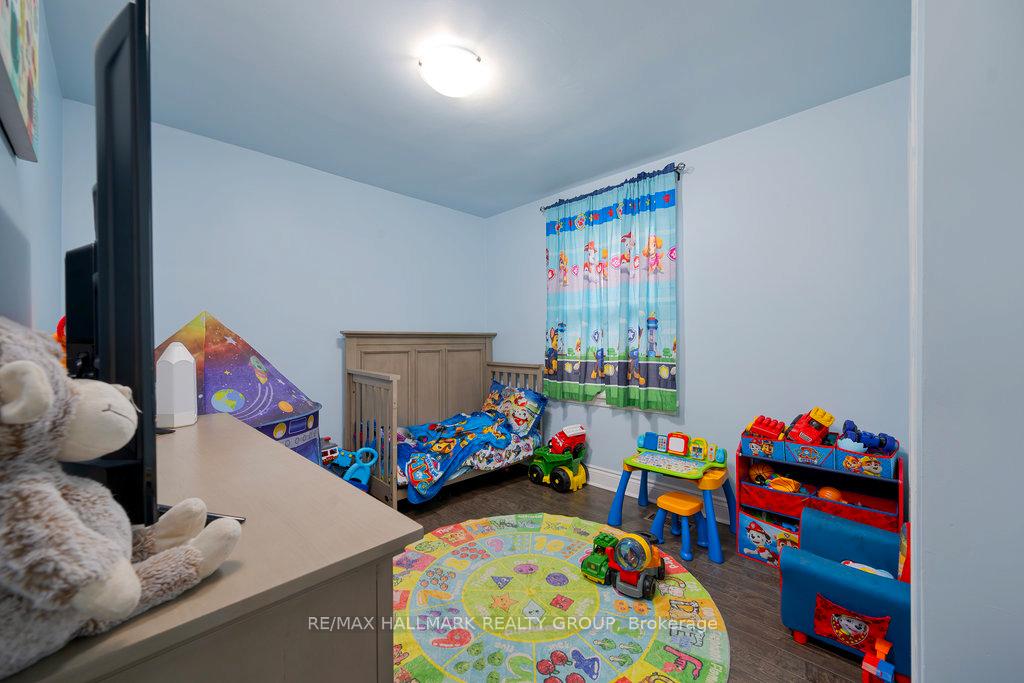 Photo 13 of 177 Glynn Avenue, Ottawa, Overbrook/Castle Heights — HOMEH
