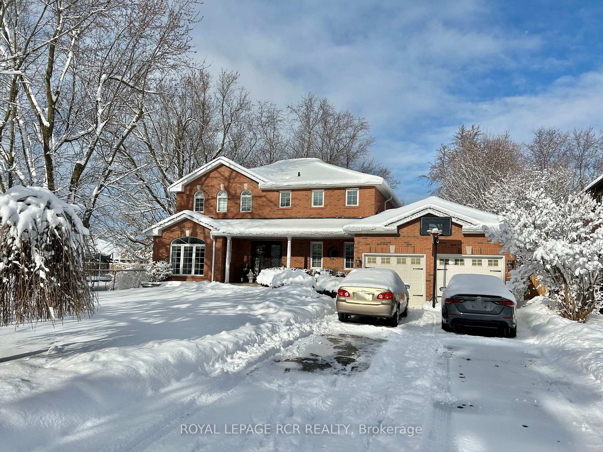 Photo 1 of 2 Dungey Crescent, New Tecumseth, Alliston — HOMEH