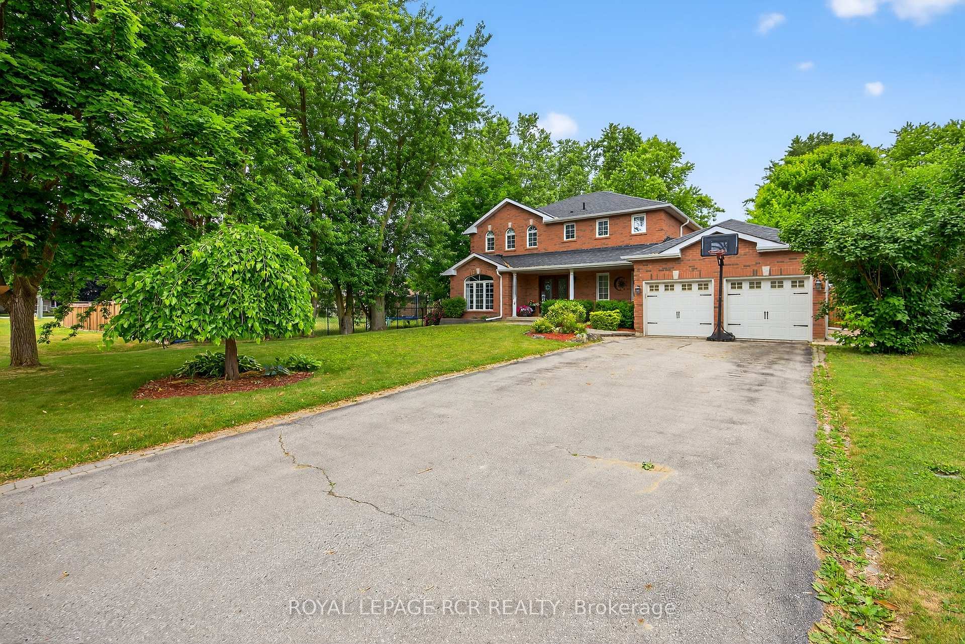 Photo 2 of 2 Dungey Crescent, New Tecumseth, Alliston — HOMEH