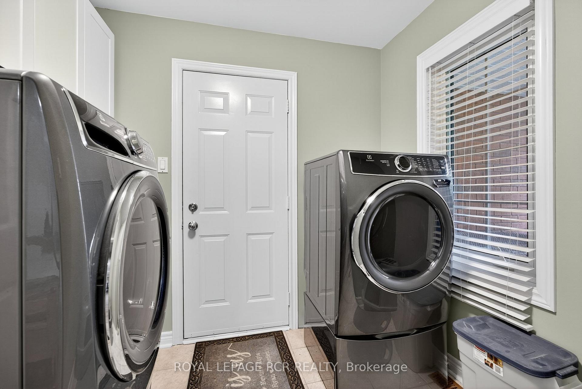 Photo 20 of 2 Dungey Crescent, New Tecumseth, Alliston — HOMEH